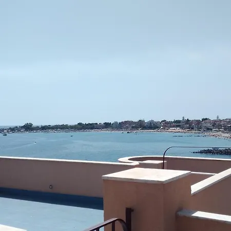 Solarium Sul Mare Giardini Naxos